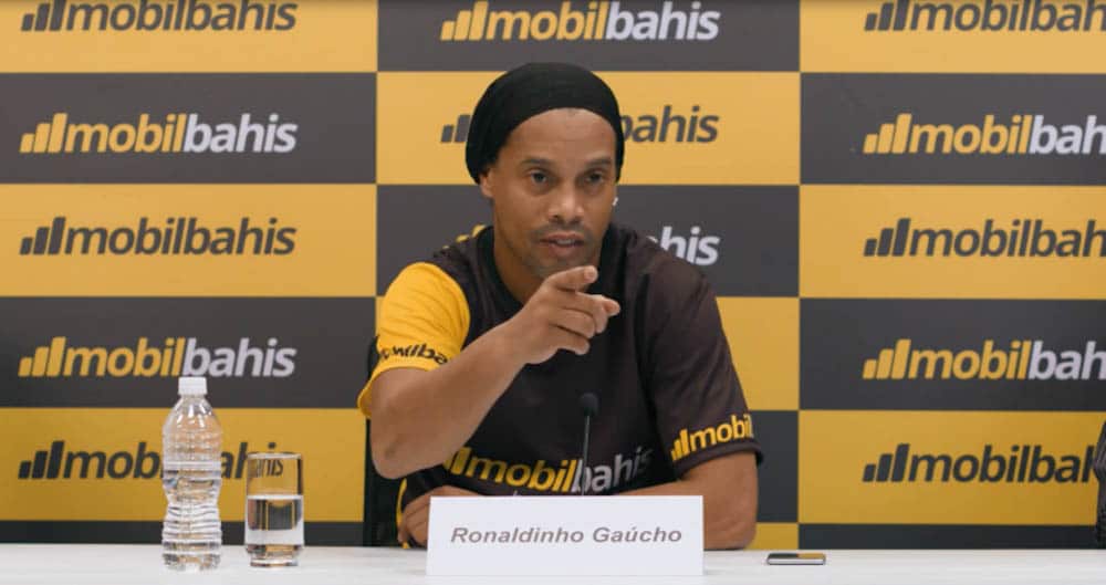 Mobilbahis Ronaldinho Reklamları ve Reklam Anlaşmaları